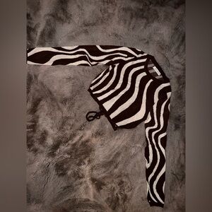 Zebra Print Long Sleeve Open Back Crop Top